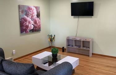 Niagara Falls Private Brick Vacation Home - Foto 3