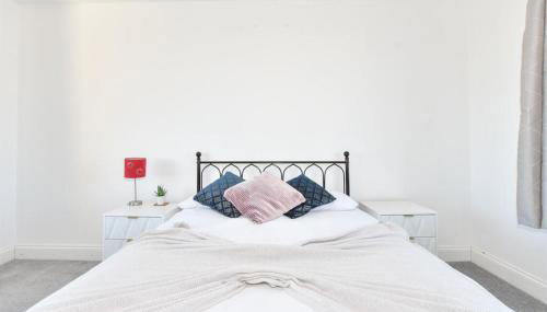 Sea View Beachfront House Sleeps 8 - Foto 4