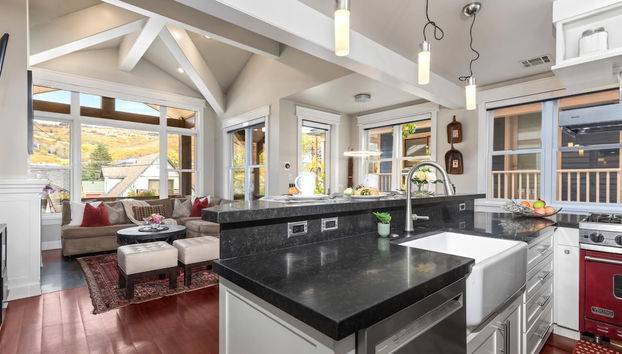 Red Crest 3 Bedrooms PWS-957 by KBM - Foto 5, Cocina privada