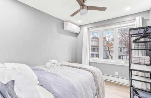 Luxury 3 Bedroom Family Home Near JFK LGA NYC - Foto 16