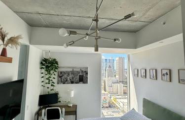 Art-filled Loft 180 Views, Rooftop Pool, Parking - Foto 21