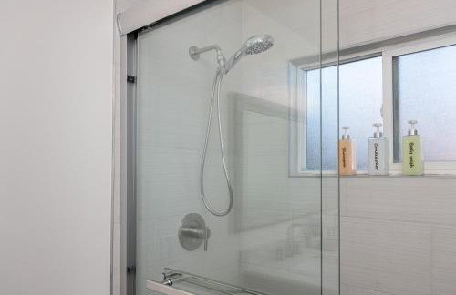 Comfortable Willow Glen Home w Central AC&Heater - Foto 5