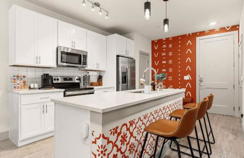 Fiesta San Antonio | On Riverwalk | Infinity Pool - Foto 6