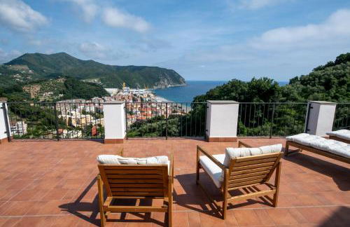 100b - VILLA Ginestra, ampia Terrazza 120m2 vista mare, 3 camere da letto - Foto 13