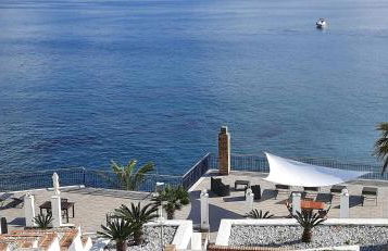 Castello Apartment - Photo 11