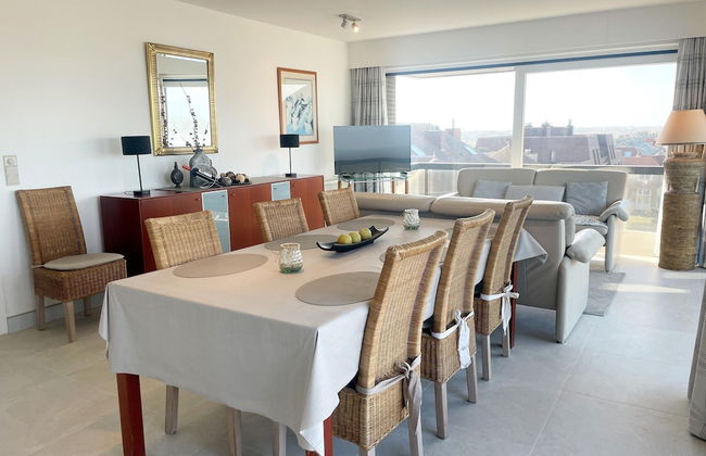 Modern Stay Near Shore - Photo 12