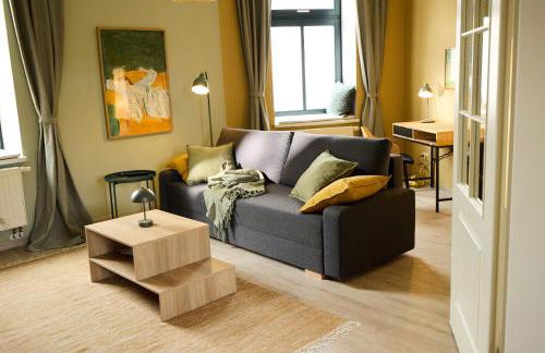 Ruhige zentrale 2 Zimmer Wohnung mit Balkon in Schwerin - Foto 2