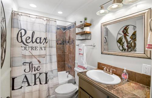 Lakefront Cabin with Private Dock - Foto 24