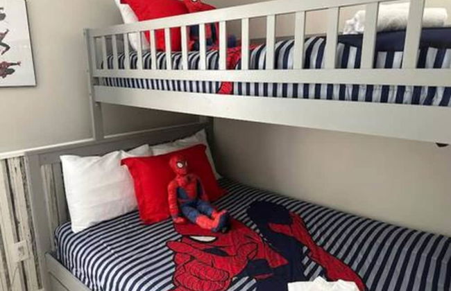 Amazing 5 BR w Game Room Minutes From Disney - Foto 45