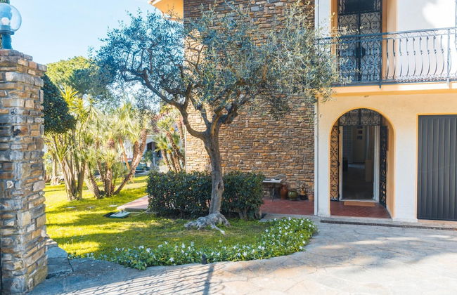 Lemon Apartment With Garden and Sea View - Photo 18