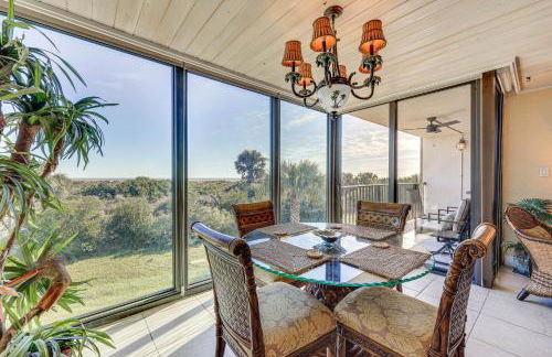 Beachfront St Augustine Beach Condo, Stunning View - Foto 6