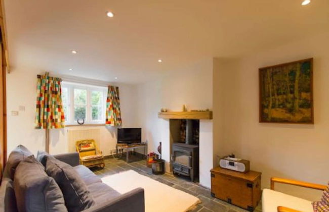 Host Stay Marlpit Cottage - Foto 5