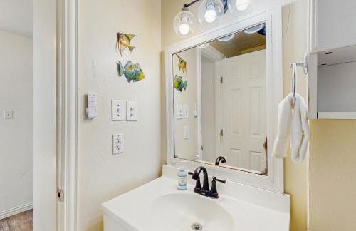 Happy in Margaritaville - Photo 21