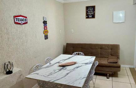 Piscina e Sinuca CASA Beto Carrero 500m do Parque 1 suite e 2 quartos 3bwc a 300m da Praia churrasqueira e estacionamento privado - Foto 22