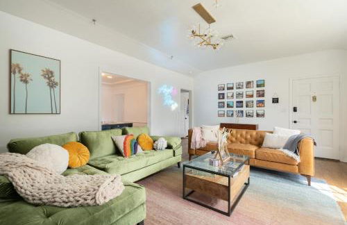 Angel&Rose Universal Hollywood Heated Pool House King Bed - Foto 42