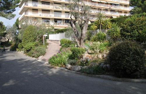 Oasis Méditerranéen Piscine & Parking Calme absolu - Photo 9