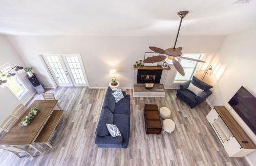 Relaxing Modern Farmhouse in Jupiter Farms. Family-and Dog-friendly! - Photo 8
