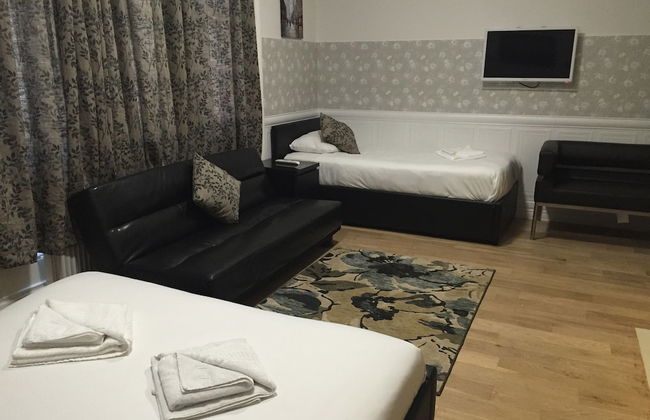 Paddington Apartments - Photo 11