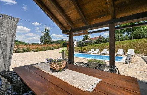 Stunning Home In Veliko Trgovisce - Foto 15