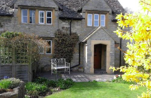 Bear's Cottage Bretforton - Photo 1