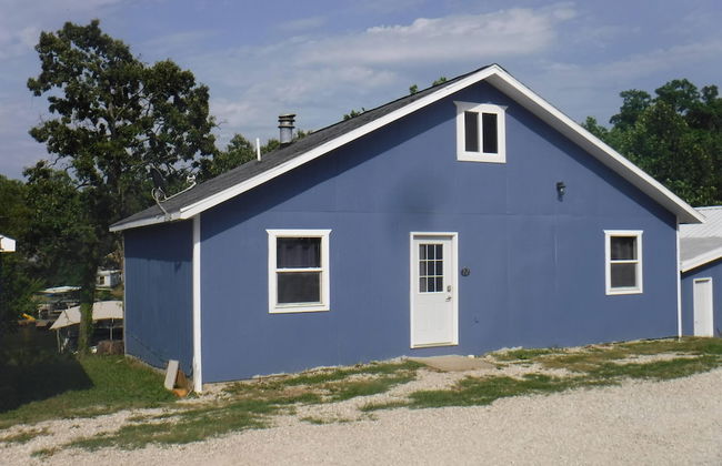 Lazy Dayz Resort - Photo 66