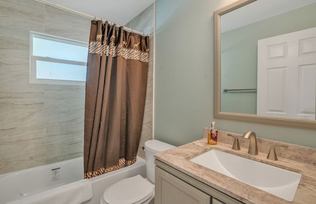 Private Cozy Sarasota Home 3 Bedroom Home by RedAwning - Foto 35