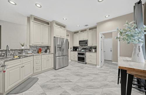 Spacious 5BR l River Float l Pool l Fire Pit - Foto 6