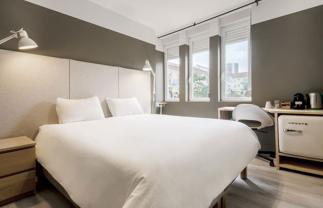 Olala Rainbow Suites - Photo 2