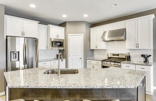 Spacious and Modern Home with Deck in Oregon! - Foto 8