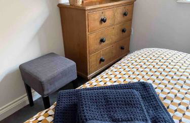 Town centre apartment with parking - Photo 8