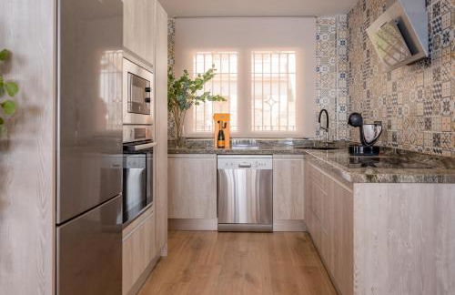 Espectacular Casa de lujo con Piscina, barbacoa, jacuzzi y vistas panorámicas a toda Granada - Foto 4