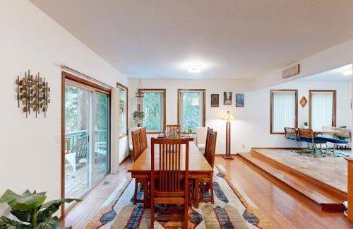 The Pony Creek Forest Retreat - Photo 6