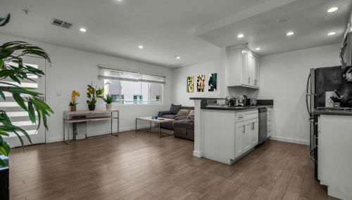 Chic Large 1-Bedroom in Hollywood 10 Min Away From Downtown LA - Foto 4