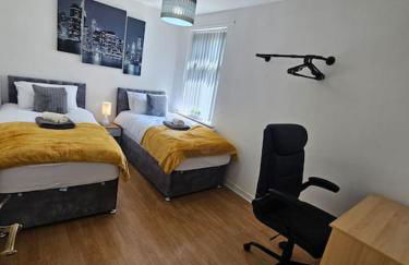 City Centre - Comfy 6 beds - Up to 30 percent off - Contractors delight - Foto 11