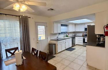 Emmanuel House - Photo 22