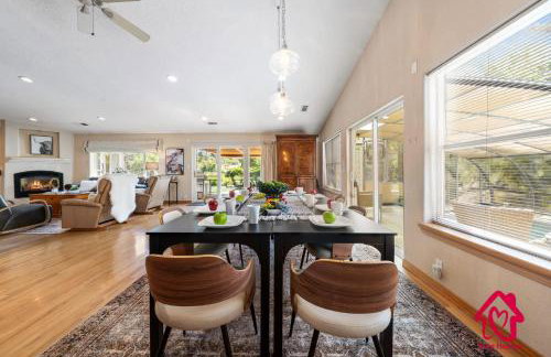 The Rose Garden Estate with Swim Spa - an Irvie Home - Foto 30