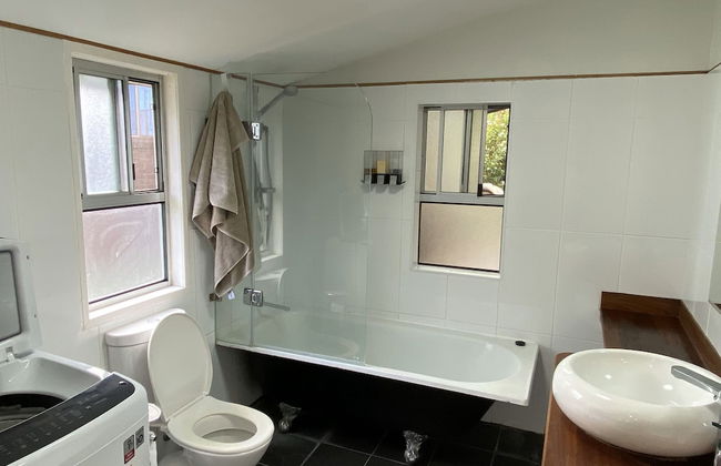 4 Bedroom Family Friendly Retreat - Photo 20