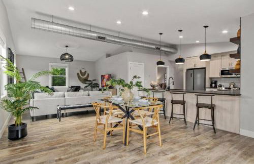 Spacious Downtown Apartment – Walk to Old Town Fc! - Foto 7