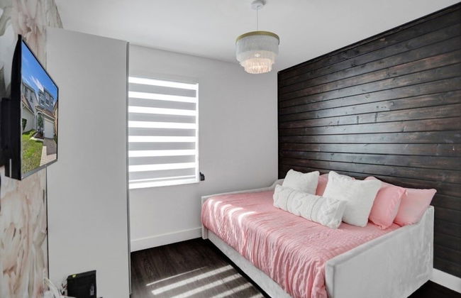 4 Br Designer Home Next To Shul And Community Pool 4 Bedroom Villa - Foto 6