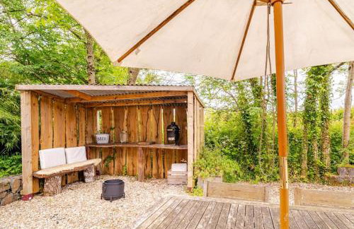 Hut at Nettle and Dock - Foto 39