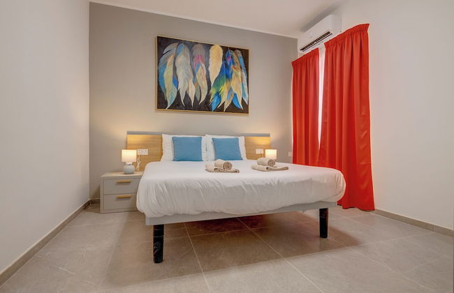 Elegant Sliema Penthouse, Panoramic Terrace - Foto 8