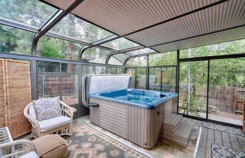 Skyline Stargazing Cabin with hot tub - Photo 22