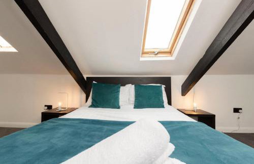 Spacious 4BR Home in Gateshead Sleeps 8 with FREE Parking - Foto 24