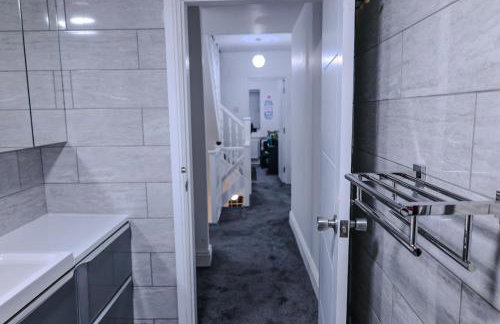 Sleeps17 Bliss 7-Bedroom Luxury Escape Birmingham - Foto 21