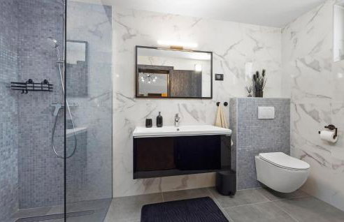 4 Bedroom Lovely Home In Labin - Photo 38