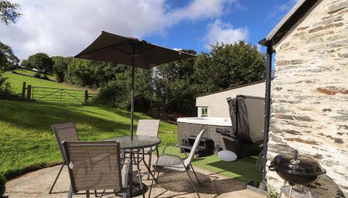 Y Felin at Coed Cadw - Foto 4