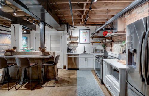 Historic Stay Near Downtown - Foto 2