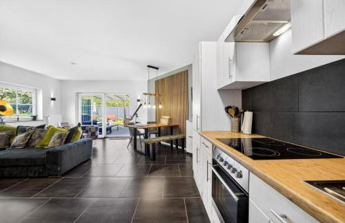 JUNIPRO Luxury Apartments - Photo 52