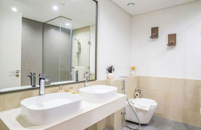 HomesGetaway-2BR Apt in 1 Residences - Photo 27