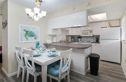 2 BR second story condo close to beaches - Foto 2